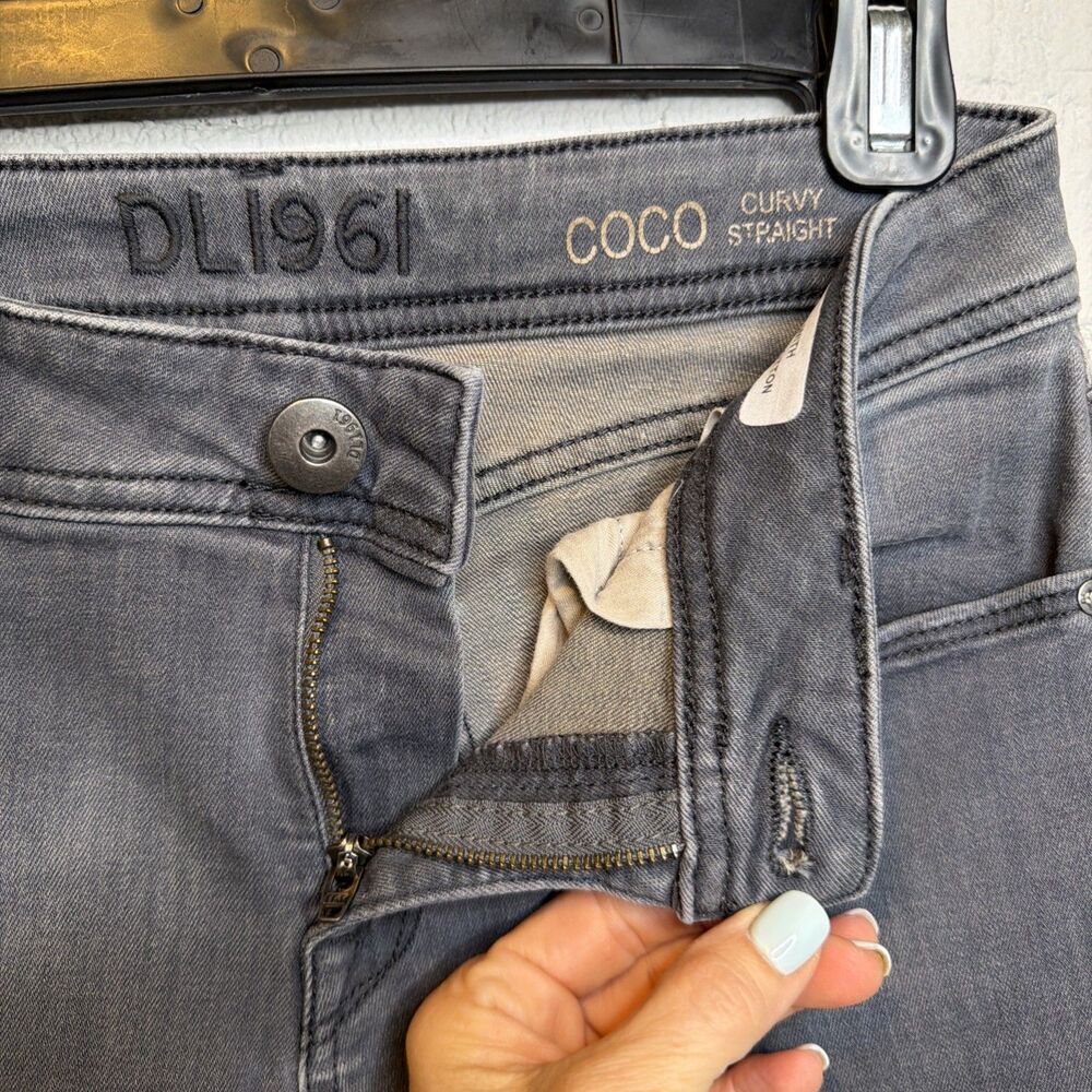 DL1961 Women's Coco Curvy Straight Leg Jeans Gray 25 Capsule Quiet Luxury - Picture 3 of 6